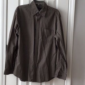 Van Heusen Men's Button Down Shirt